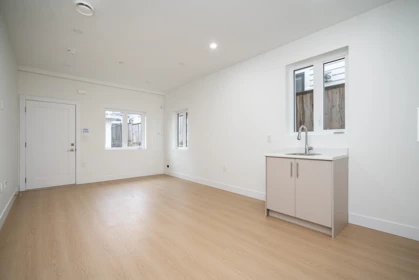 Mudroom Photo of 3435 Franklin Street, Vancouver, BC