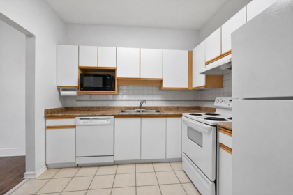 Primary Bedroom Photo of 116 13918 72 Avenue, Surrey, BC