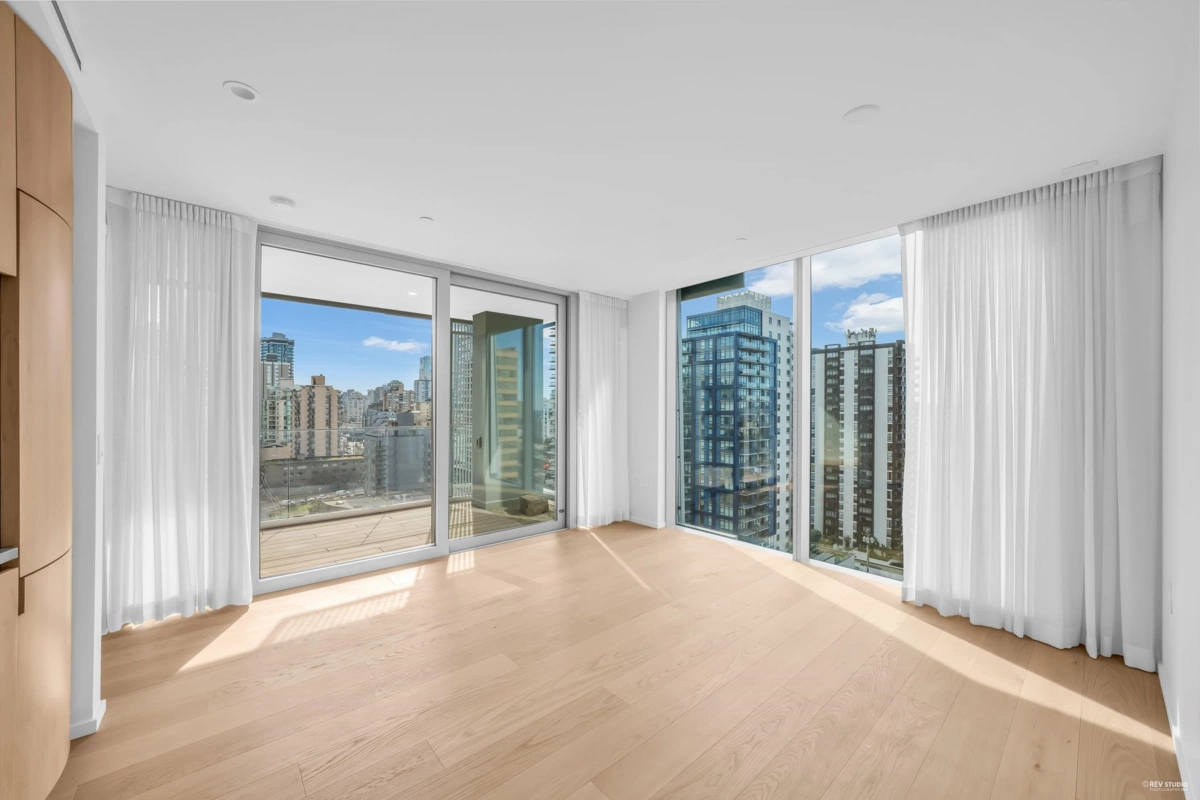 Living Room Photo of 1704 1568 Alberni Street, Vancouver, BC