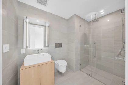 Mudroom Photo of 1704 1568 Alberni Street, Vancouver, BC