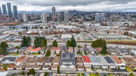 Backyard Photo of 3 5406 Manor Street, Burnaby, BC