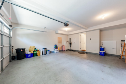 Hot Tub / Spa Photo of 54 5510 Admiral Way, Delta, BC