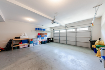 Swimming Pool Photo of 54 5510 Admiral Way, Delta, BC