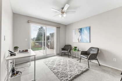 Office / Den Photo of 620 Thirteenth Street, New Westminster, BC