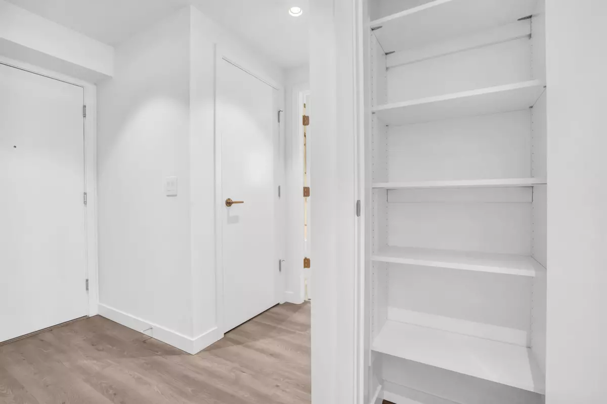 Family Room Photo of 1605 505 Nelson Street, Coquitlam, BC