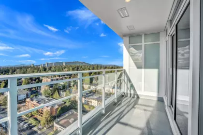 Powder Room Photo of 1605 505 Nelson Street, Coquitlam, BC
