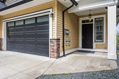 B 47009 Sylvan Drive, Chilliwack, BC, Chilliwack — Half Duplex for sale