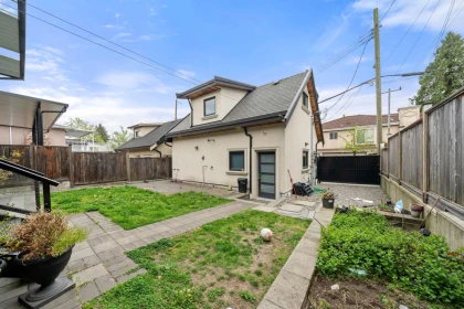 Outdoor Kitchen Photo of 416 E 63rd Avenue, Vancouver, BC