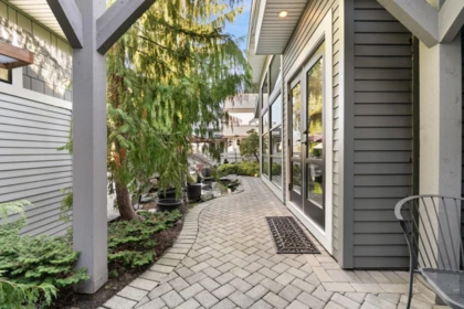 Aerial View of 15461 18th Avenue, Surrey, BC