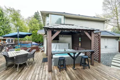 Front Yard Photo of 20552 96a Avenue, Langley, BC