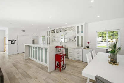 Kitchen Island Photo of 12629 Pilgrim Street, Mission, BC