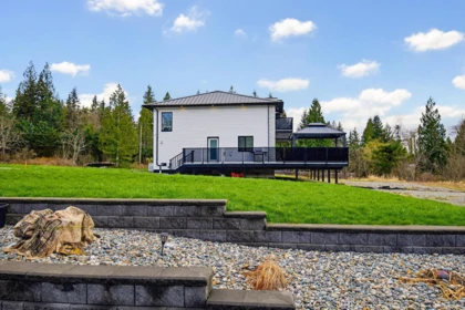 Outdoor Kitchen Photo of 12629 Pilgrim Street, Mission, BC