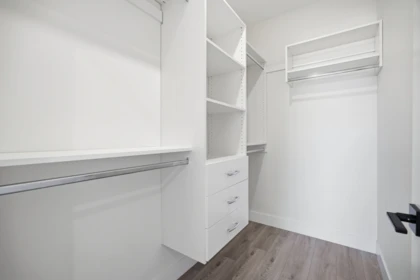 Guest Bathroom Photo of 3858 Coast Meridian Road, Port Coquitlam, BC