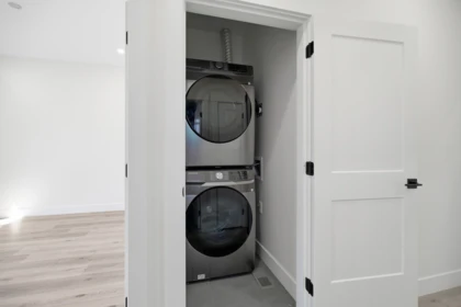 Laundry Room Photo of 3858 Coast Meridian Road, Port Coquitlam, BC