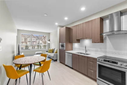Kitchen Island Photo of 213 4690 Hawk Lane, Tsawwassen, BC