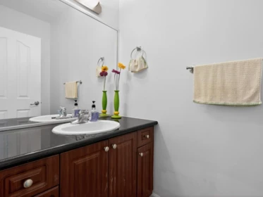 Primary Bathroom Photo of 2 15518 103a Avenue, Surrey, BC