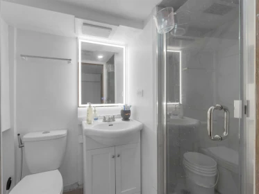 Guest Bathroom Photo of 10048 157 Street, Surrey, BC