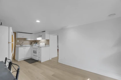Laundry Room Photo of 10048 157 Street, Surrey, BC