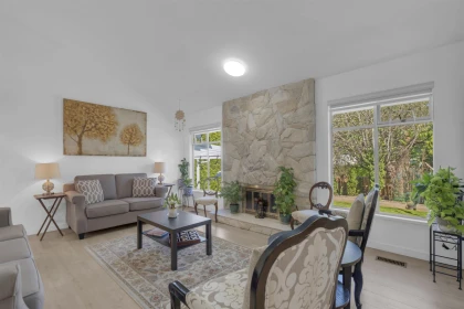10048 157 Street, Surrey, BC, Surrey — Single Family Residence for sale