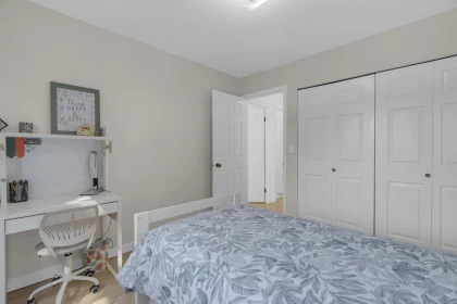Office / Den Photo of 10048 157 Street, Surrey, BC
