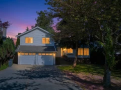 10048 157 Street, Surrey, BC