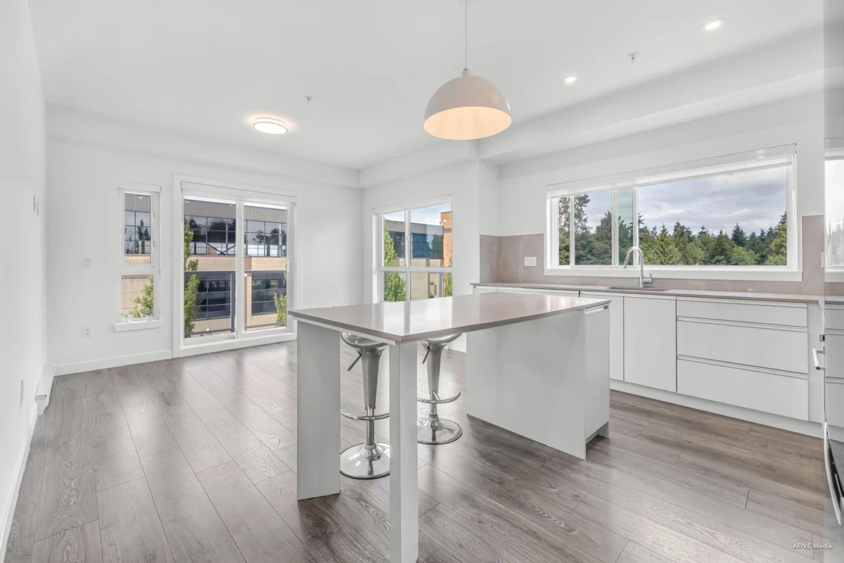Living Room Photo of 401 14225 103a Avenue, Surrey, BC