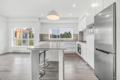 401 14225 103a Avenue, Surrey, BC, Surrey — Recreational for sale