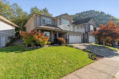 47252 Laughington Place, Chilliwack, BC, Chilliwack — Single Family Residence for sale