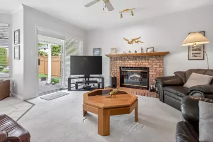 Office / Den Photo of 15320 29th Avenue, Surrey, BC
