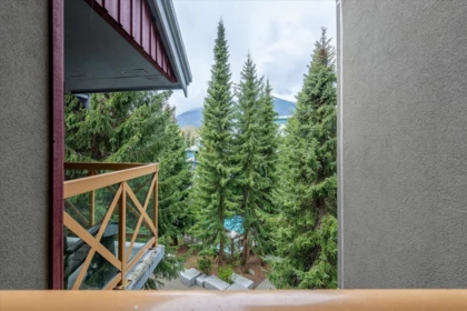 1431&33 4308 Main Street, Whistler, BC, Whistler — Apartment/Condo for sale