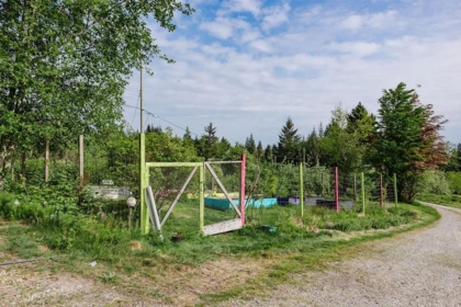 Hot Tub / Spa Photo of 1972 Ranch Road, Roberts Creek, BC