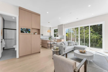 Kitchen Island Photo of 101 14388 17a Avenue, Surrey, BC