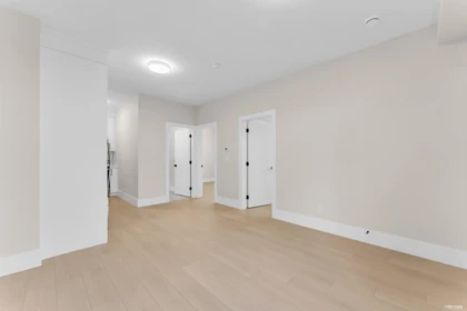 Swimming Pool Photo of 101 14388 17a Avenue, Surrey, BC