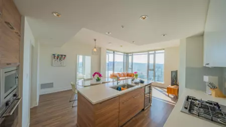 Kitchen Photo of 4201 1188 Pinetree Way, Coquitlam, BC