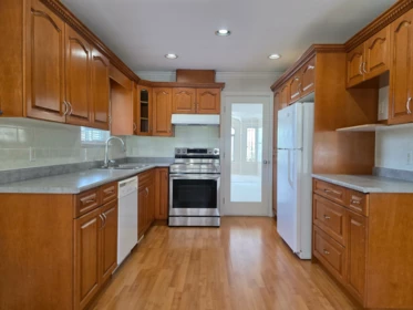 Pantry Photo of 33601 12 Avenue, Mission, BC