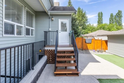 Front Yard Photo of 21145 83rd Avenue, Langley, BC