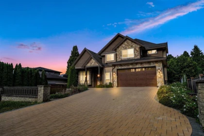 8245 144a Street, Surrey, BC, Surrey — Single Family Residence for sale