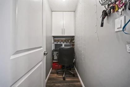 Basement Recreation Room Photo of 317 33400 Bourquin Place, Abbotsford, BC