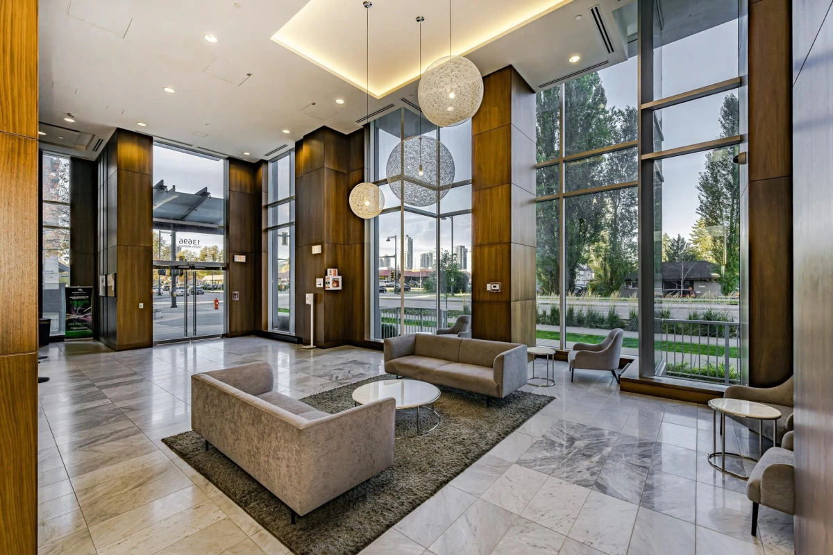 Living Room Photo of 4701 13696 100 Avenue, Surrey, BC