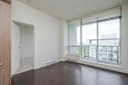 4701 13696 100 Avenue, Surrey, BC, Surrey — Apartment/Condo for sale