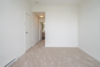 Hallway Photo of 4701 13696 100 Avenue, Surrey, BC