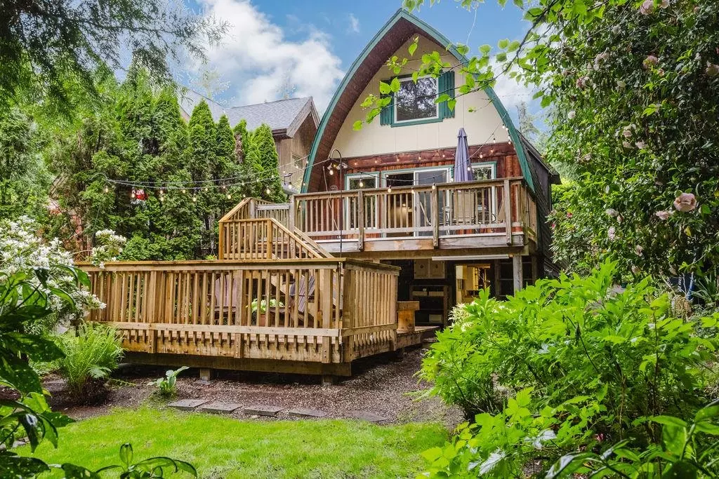 Exterior Rear Photo of 2829 Lower Road, Roberts Creek, BC
