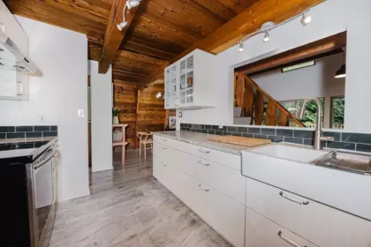 Breakfast Nook Photo of 2829 Lower Road, Roberts Creek, BC