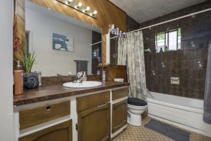 Kitchen Island Photo of 3826 Glendale Street, Vancouver, BC