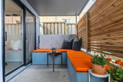 Hot Tub / Spa Photo of 2333 Napier Street, Vancouver, BC