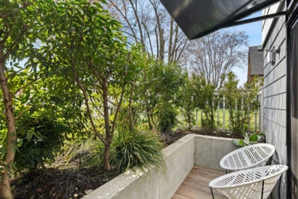 Swimming Pool Photo of 2333 Napier Street, Vancouver, BC
