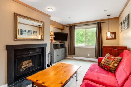 105 2021 Karen Crescent, Whistler, BC, Whistler — Apartment/Condo for sale