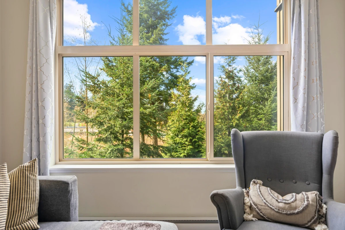 Family Room Photo of 308 2855 156 Street, Surrey, BC