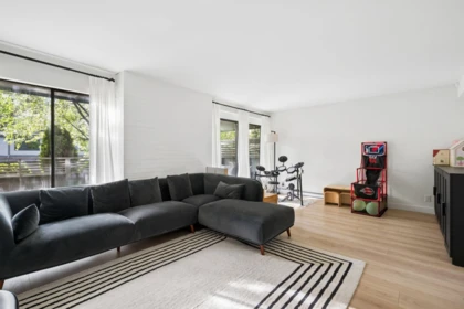 Garden / Landscaping Photo of 3951 Springtree Drive, Vancouver, BC