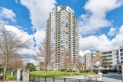Fitness Center Photo Near 1205 7108 Collier Street, Burnaby, BC